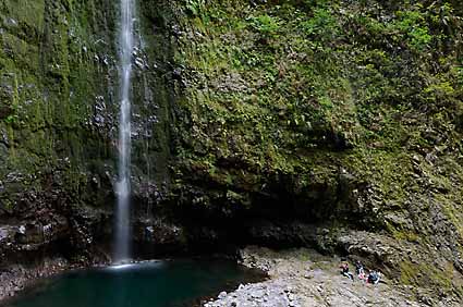 6 - 6 Levada Caldeirão Verde