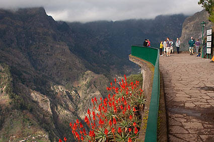 4 - 5 Curral das Freiras